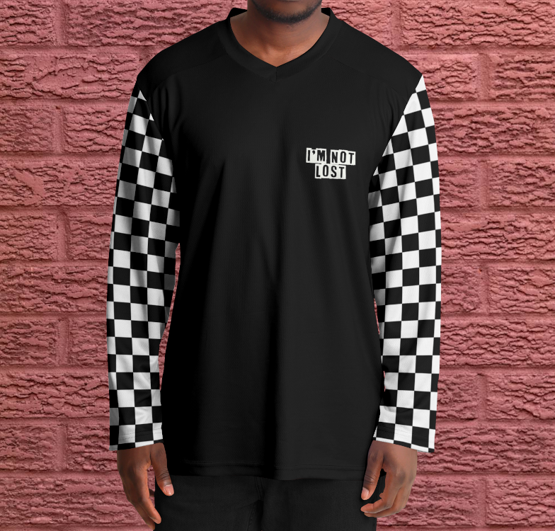 I'm Not Lost chequered flag sleeves jersey